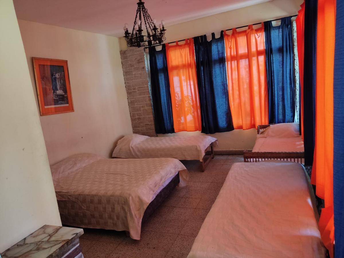 Olivos, Posada Y Habitaciones Buenos Aires Ngoại thất bức ảnh