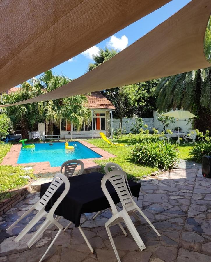 Olivos, Posada Y Habitaciones Buenos Aires Ngoại thất bức ảnh